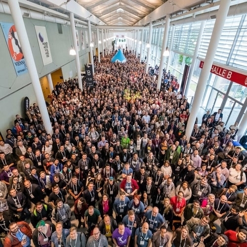 Group shot of DrupalCon attendees